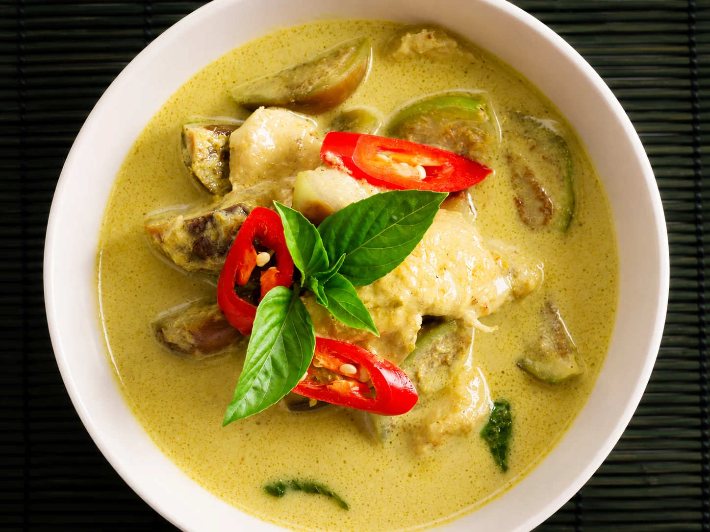 Thai green curry with chicken and basil